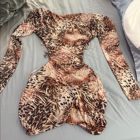 Fashion nova eye of the tiger mini dress - Picture 2 of 3